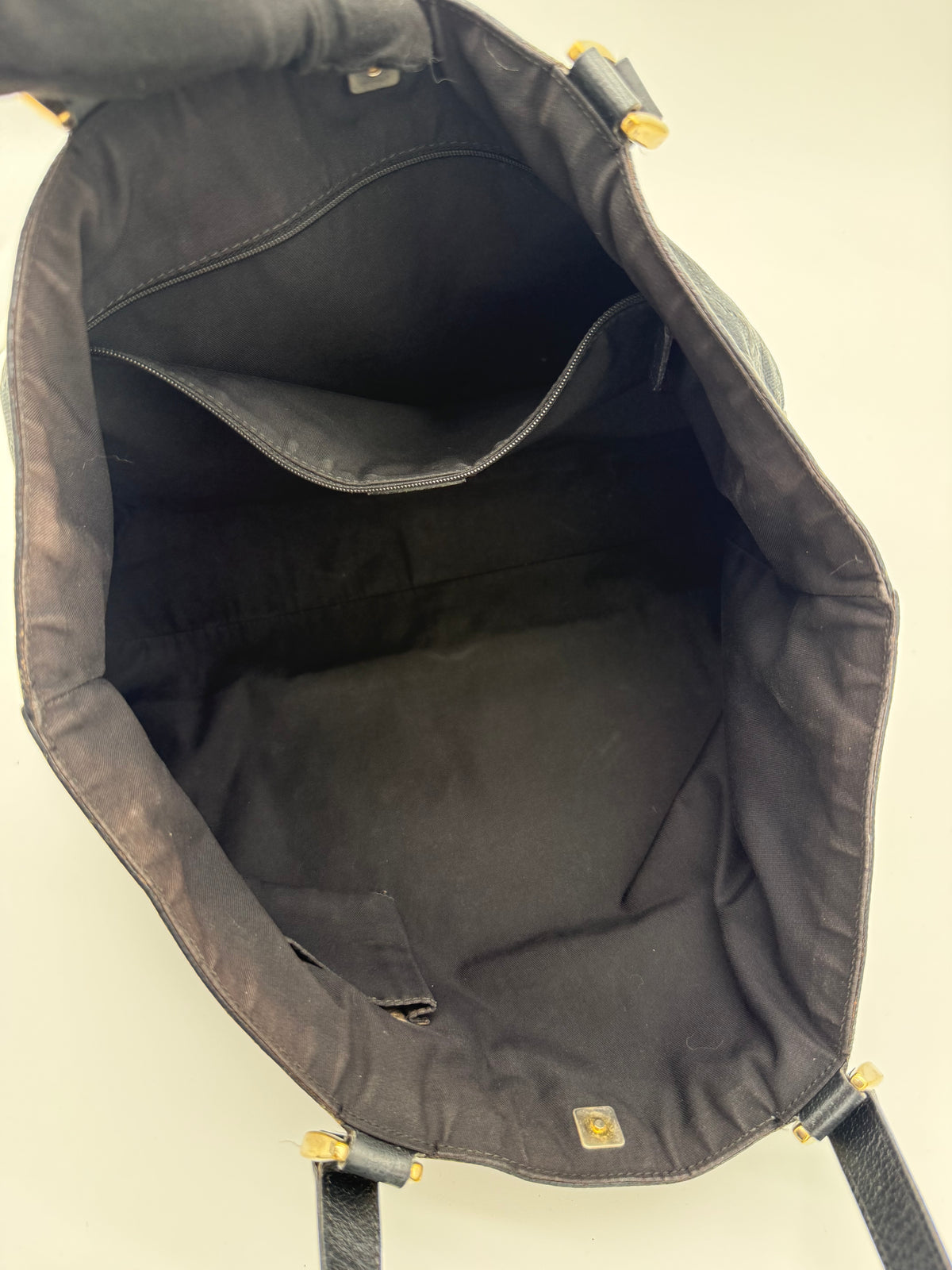 Tote Abbey D-Ring